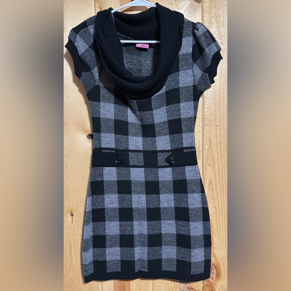 Black Plaid Sweater dress size medium